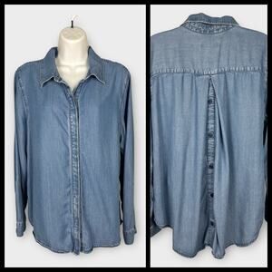 Christopher Banks Blue Chambray Button Down Blouse Women’s Large